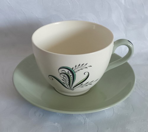 SPODE COPELAND OLYMPUS TEA CUP BONE CHINA TEACUP IN GREEN WHITE AND BLACK - Picture 8 of 10