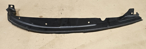 Door wind deflector