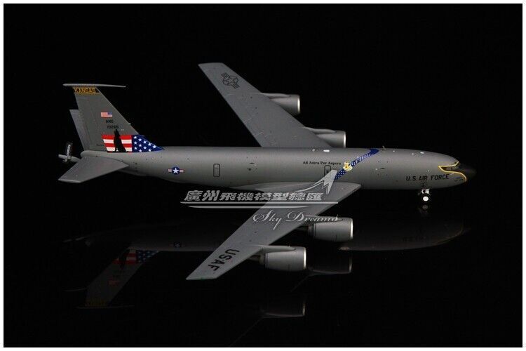 1:200 GeminiJets USAF BOEING KC-135R Stratotanker Aerial