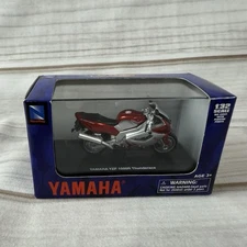 New Ray 1:32 Scale Yamaha YZF 1000R Thunder Race