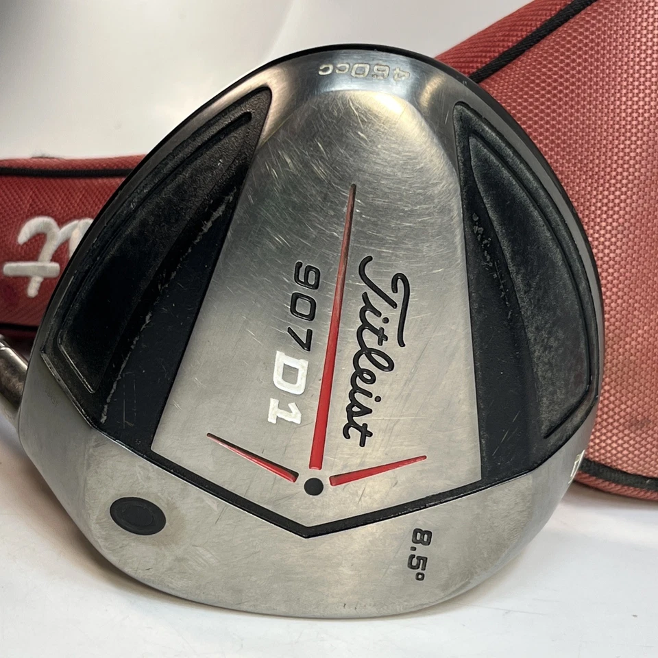 Titleist 907 D1 Driver 8.5* ALDILA 67g R-flex Graphite Shaft. RH. 45.5" W/ HC - Image 2 of 4