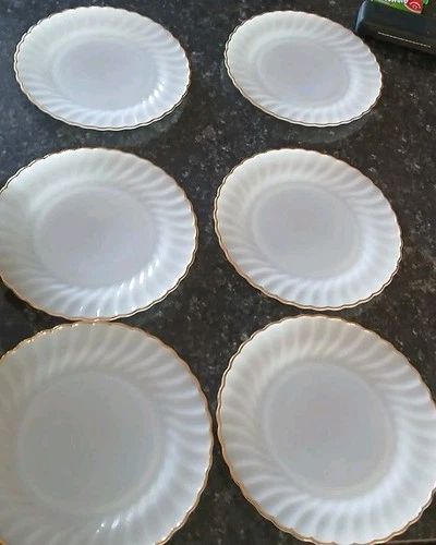 6 Vtg Anchor Hocking Fire King Swirl Golden Shell Milk Glass 10" Dinner Plates