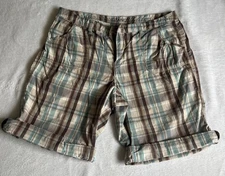 Gitano Shorts Womens Size 14 Plaid Stripes Multicolored Cuffed 
