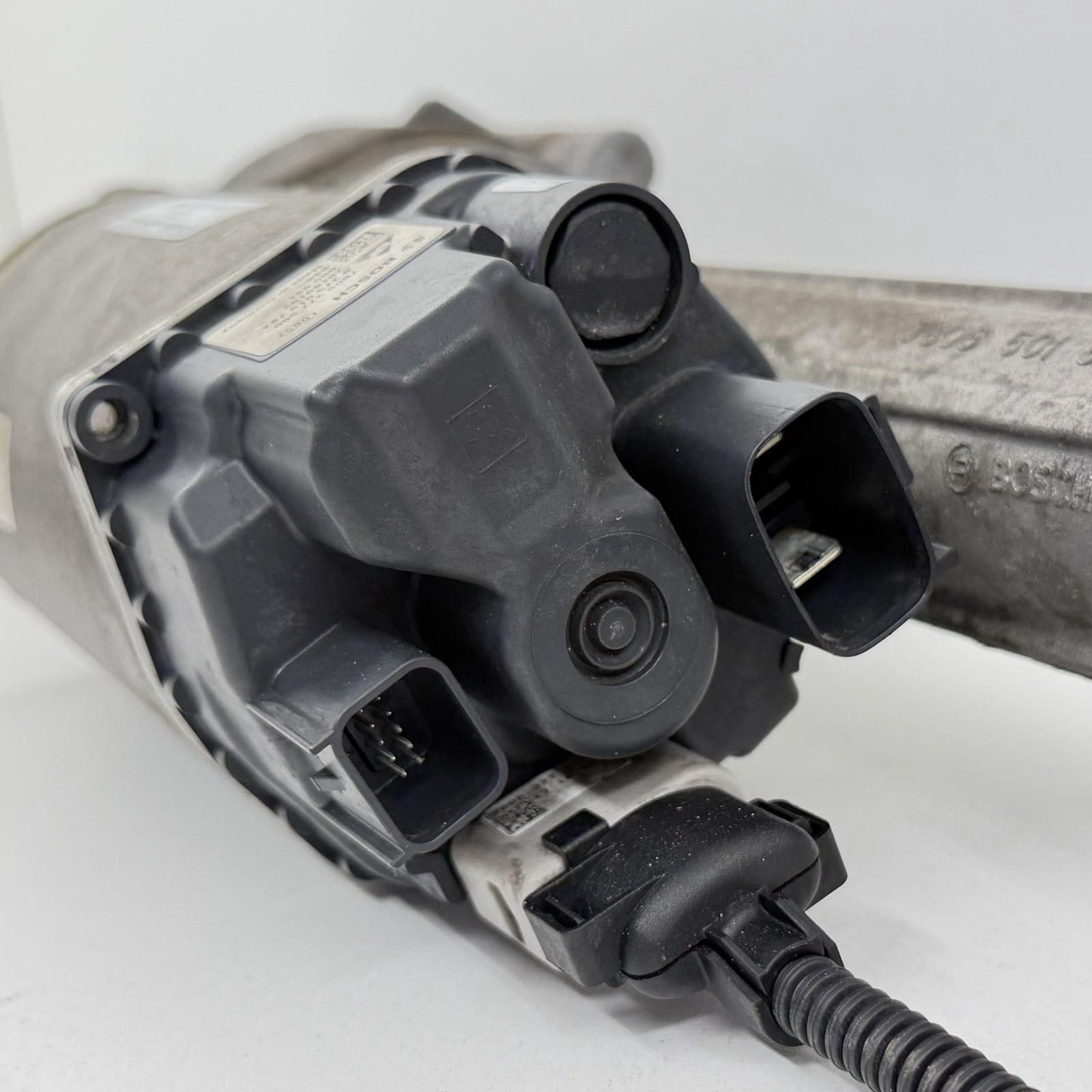 18-24 Maserati Ghibli Electronic Steering Gear Box Rack And Pinion 670105631 OEM