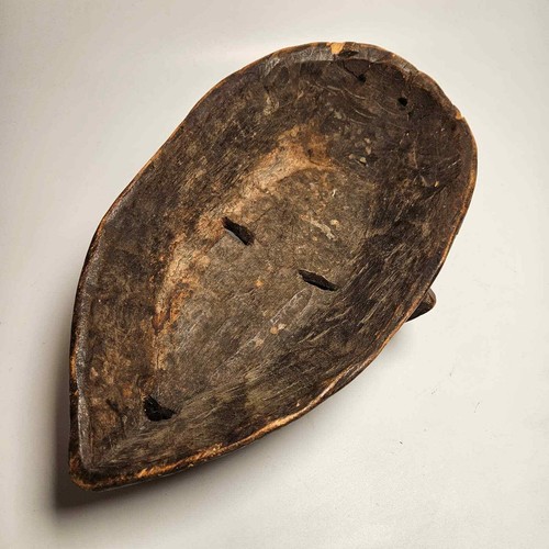 Makonde Hand-Carved Vintage Wooden African Mask, Size 14"h - Picture 5 of 6