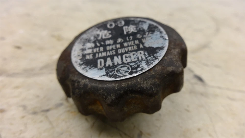 Honda VF500F VF 500 1984 Interceptor H1091-1' tapa radiador refrigerante Foto 2 de 4