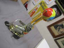 VINTAGE TIN WIND UP MADE IN CHINA ELEPHANT ON SCOOTER CIRCUS TOY WITH BALL 