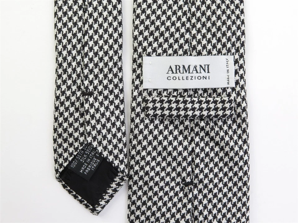 Corbata de seda vintage Armani diseño geométrico blanco y negro 3,25" de ancho Foto 4 de 4
