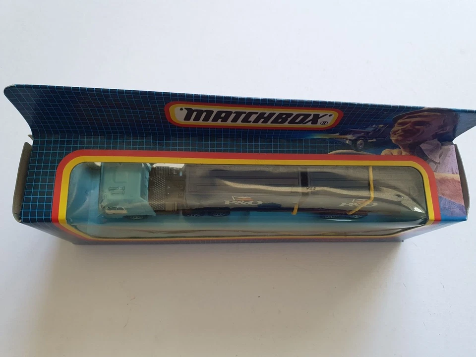 MATCHBOX CONVOY CY-26 DAF DOUBLE CONTAINER TRUCK P&O UNPUNCHED MINT - Image 3 of 4