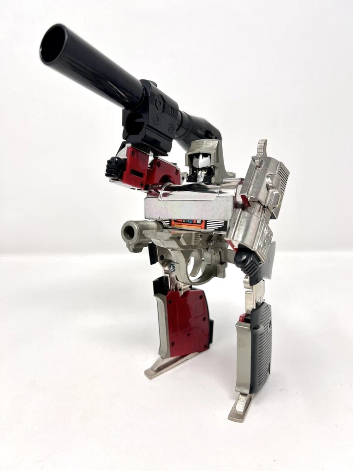 RARE MINT NO YEAR 100% COMPLETE Pre Rub Transformers G1 MEGATRON Walther P 38 - Image 3 of 4