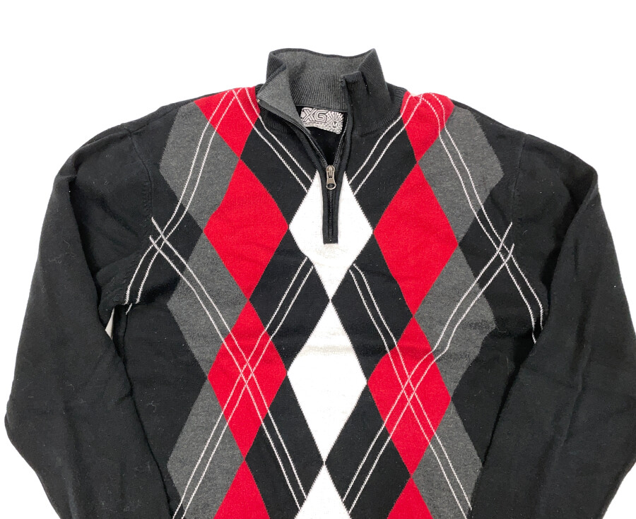 Black Red Argyle Diamond Pattern 1/4 Zip Sweater Adult Black Red Argyle Diamond Pattern 1/4 Zip Sweater Adult