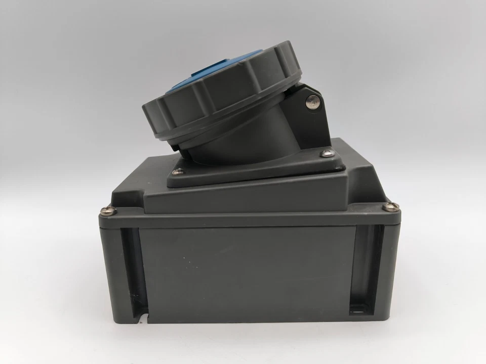 Pass & Seymour PS430R9-W Watertight Pin & Sleeve Receptacle 30A 250V 4W 3P 3PH - Image 4 of 4