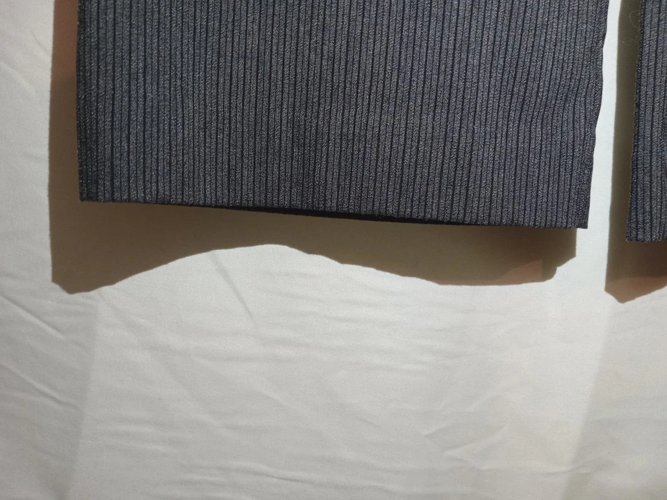 Apt. Pantalones de vestir para mujer 9 talla Cintura elástica 2P gris oscuro con líneas negras Foto 2 de 4