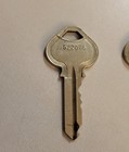 2 VINTAGE RUSSWIN BRASS KEYS ORNATE D522006 & D520206 — photo 5