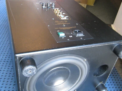 REL Acoustics Strata II Subwoofer - kleiner High End Subwoofer (downfire) aus UK - Bild 1 von 4
