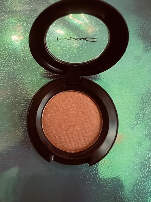 Mac Eyeshadow bold and brazen