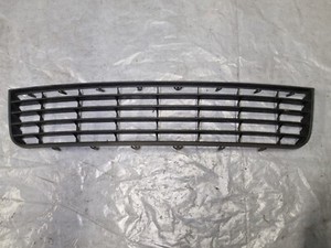 Luftgitter Gitter Mitte Stoßstange Vorne 1K0853677 VW Golf 5 Bj 2007