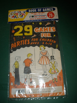 NEW Vintage NOS Book of Games for Boys & Girls 29 Games for Parties (R1)
