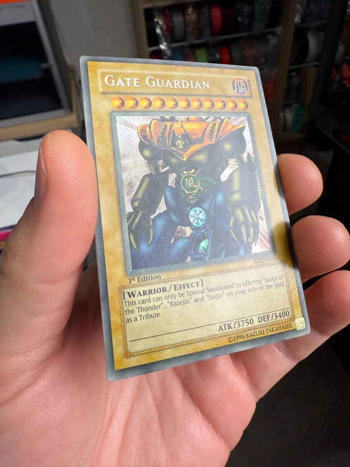 Yu-Gi-Oh! Gate Guardian MRD-000 Secret Rare 1st Edition NA Light Fade - Image 2 of 4