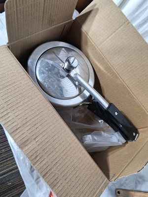 HAWKINS Classic CL3t 3-Liter New Improved Aluminum Pressure Cooker, New!