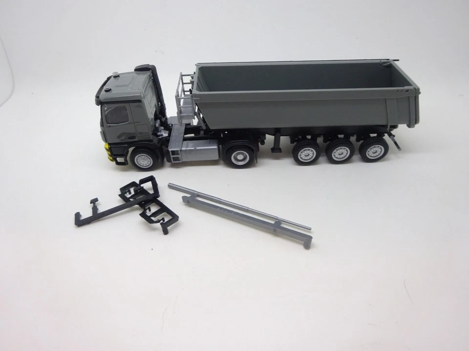 Herpa: MB Ribaltabile - Rimorchio (SSK16) - Immagine 2 di 3