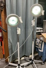 Hill Rom Heraeus Exam Light Minor Surgery on rolling base