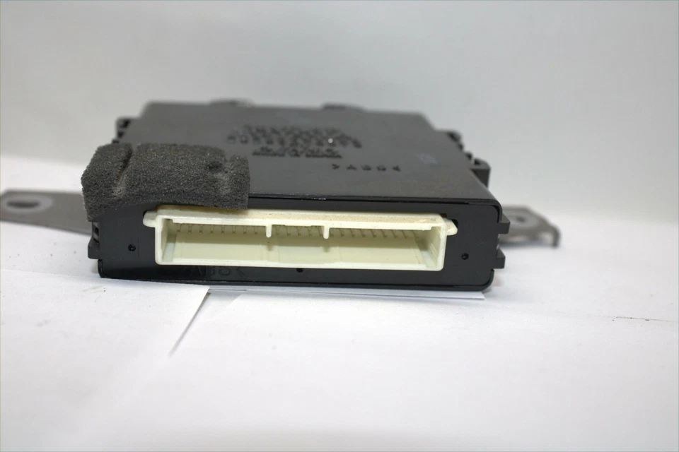 SMART KEY THEFT COMPUTER Prius 2004 2005 05 89990-47020 - Image 3 of 3