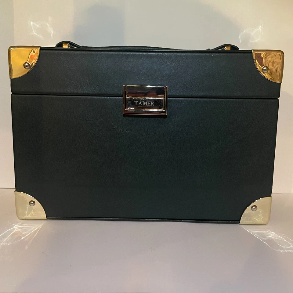 Novo La Mer baú médio esmeralda, baú minúsculo, remendos e chaveiros - Imagem 2 de 4