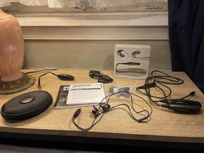 Shure SE530 Sound Isolating Earphones Triple Driver IEM + Accessories Working