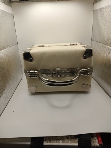 Tango Bag Train Case Cream Leather Silver Latches - Picture 6 of 8
