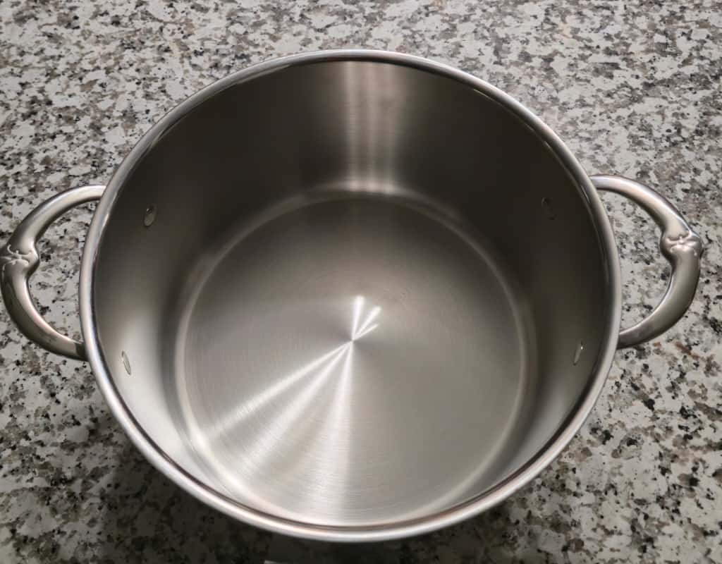 Hestan ProBond® Clad Stainless Steel 8 Qt covered stockpot