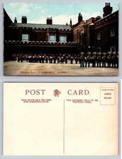 London - Wachablösung im St James Palace 