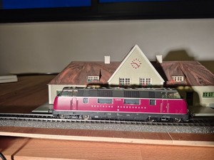 Locomotive Diesel Märklin 37803 - V 200 018 DB - Échelle H0 - Numérique