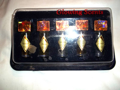Boxed VTG set Glowing Scents 5 bottles 7.4ml / .25 fl ounces NOS Vanilla Jasmine