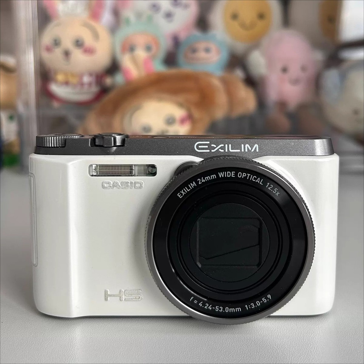 CASIO EXILIM EX-ZR1200ホワイト 4倍ズーム Casio EXILIM EX-ZR1200 Compact Camera 16.1 Megapixels 12.5x