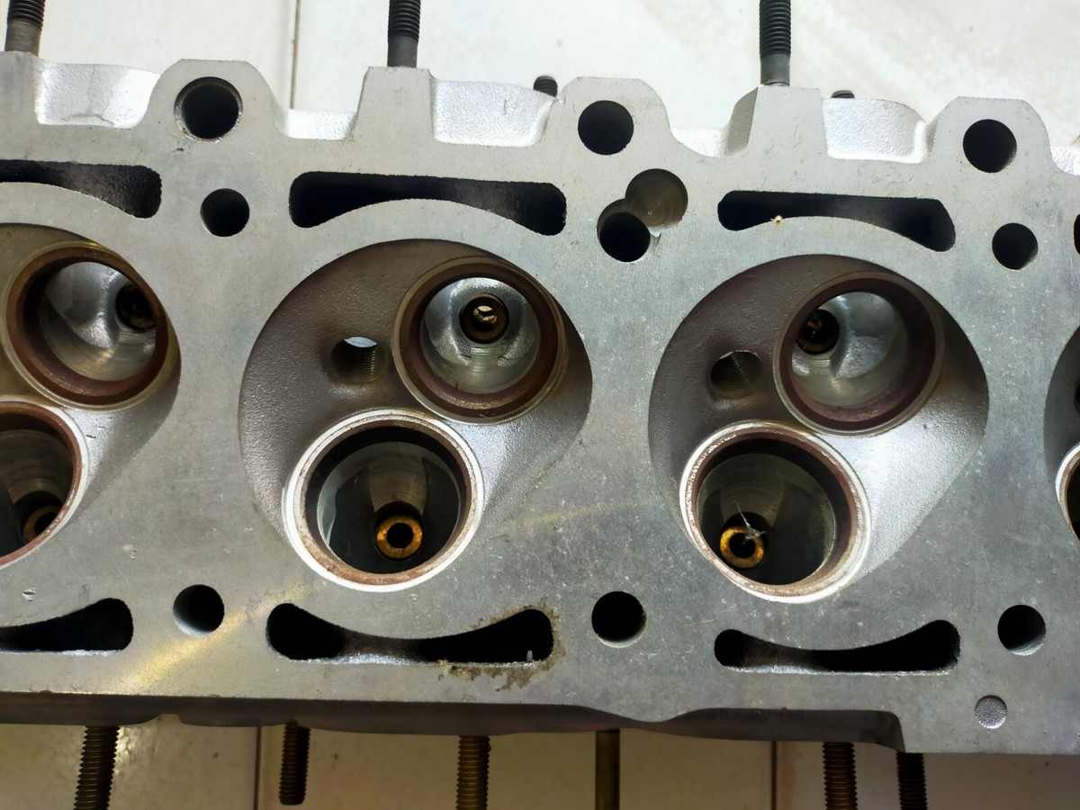 NOS GENUINE BMW E28 E30 M20 B27 Cylinder Head 11121272649 | eBay