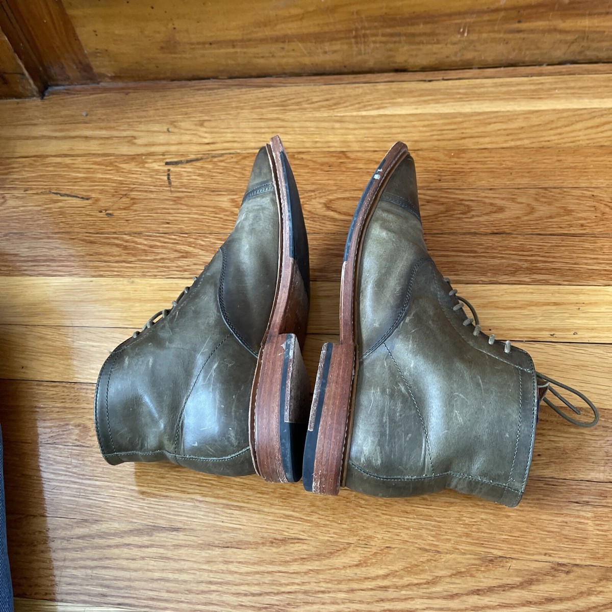 FRYE Cap Toe Olive Green Leather Lace Up Boots Men