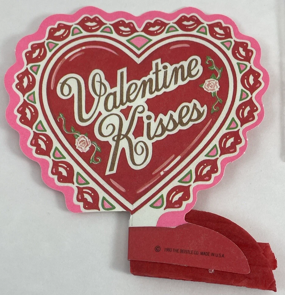 Vintage 1990’s Honeycomb Valentine's Day Centerpieces Decor Lot of 4 Pre-Owned - Image 3 of 4