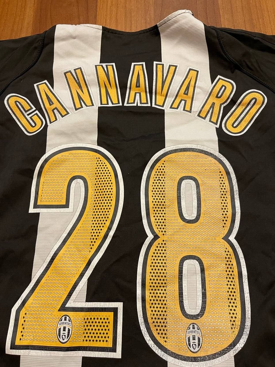 Juventus 2004/205 Nike Home Football Shirt #28 Cannavaro Size L