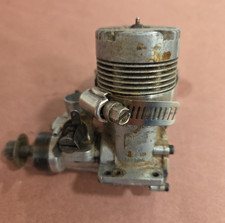 Fox Eagle 40? R/C Slanted Head Vintage Model Airplane Glow Engine