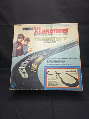 Aurora XLerators The Demolition 8 Race Set HO Slot Car Track 1974 No Cars W/ Box