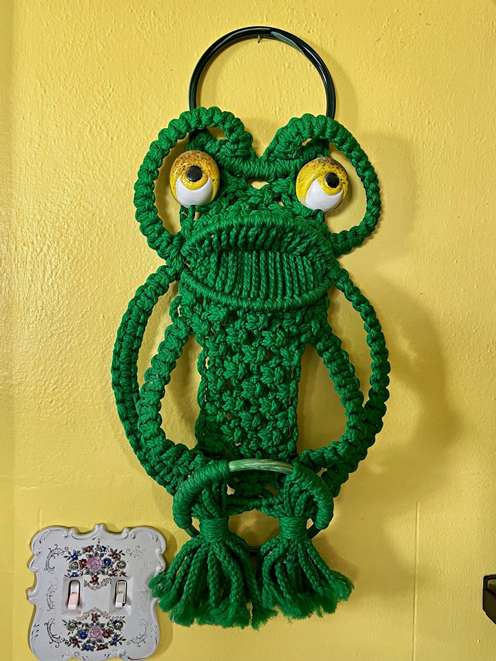 Vintage 1970s Handmade Green Macrame Frog Groovy Wall Art Yellow Eyes Kitschy