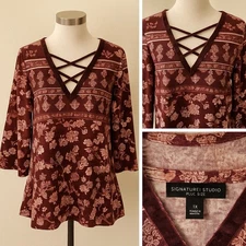 Signature Studio Plus 1X Boho Floral Top Velvet Crisscross V-Neck Festival Artsy