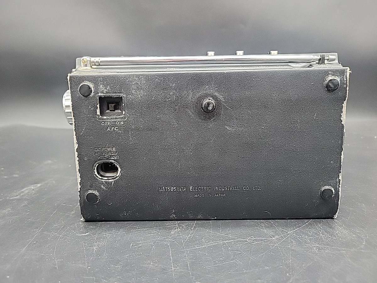 National Panasonic World Boy Custom RF-850HB 12 Transistor 8-Diode