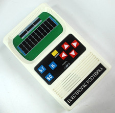 Mattel Electronic Football Game Vintage Takes 3 AAA Batteries. Tested, Works