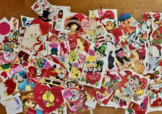 Lot Of 200 Unused Valentine School Greeting Cards & Paper Scraps 1960s 1970s