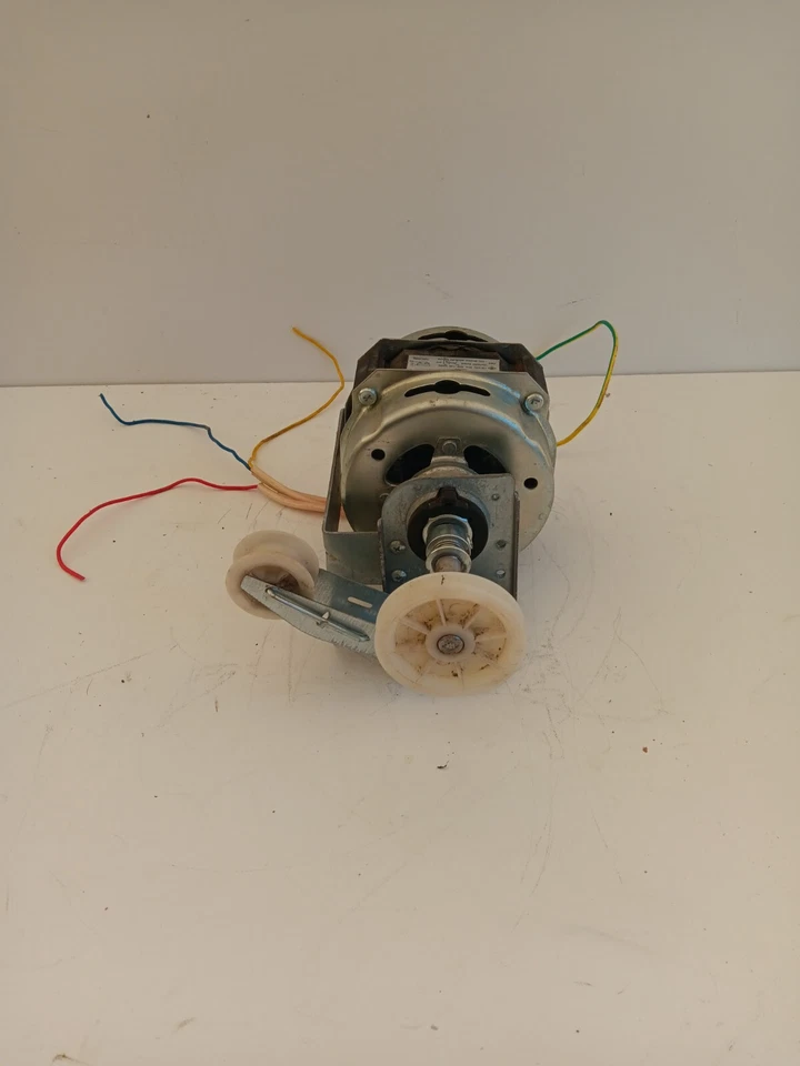 Magic Chef Dryer Motor XDT-65 Model MCSDRY1S - Image 2 of 4