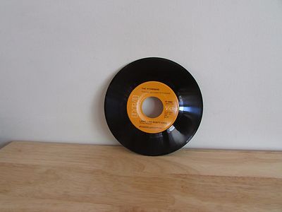 THE STONEMANS Looks Like Baby's Gone / California Blues Vinyl 45 RPM RCA 47-9882
