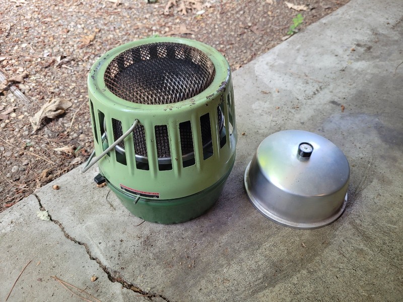 1972 Coleman Catalytic Heater Model 513A 