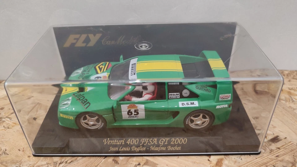 Slot Car FLY Venturi 400 FFSA GT 2000 scala 1/32 - Immagine 2 di 4